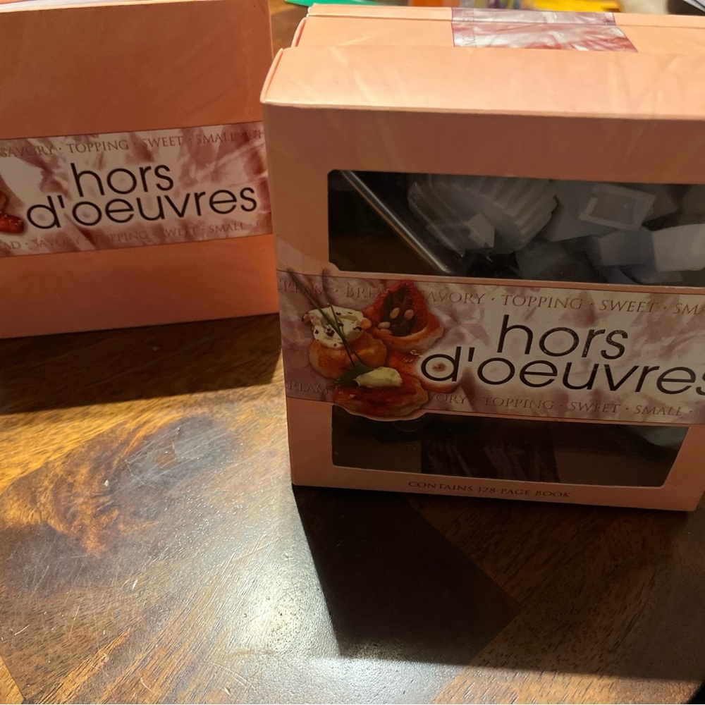 Hors d'Oeuvres  Kit and cookbook